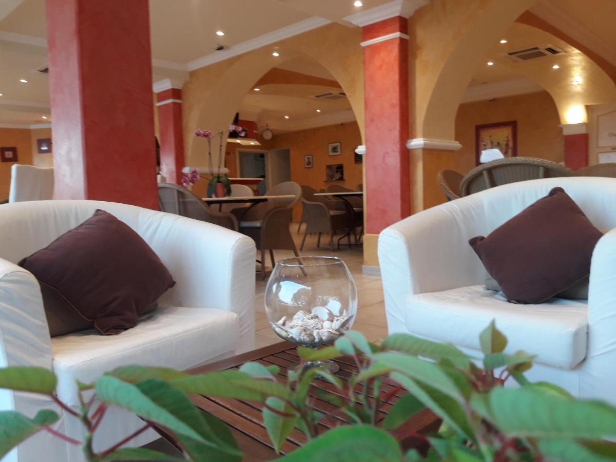 Hotel & Spa La Villa Сент-Максим Экстерьер фото